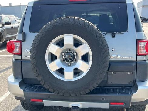 Used 2010 Toyota FJ Cruiser 4WD image 13