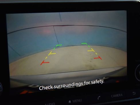 Certified 2025 Nissan Rogue SV image 11