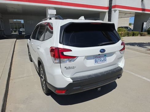 Used 2021 Subaru Forester Premium w/ Popular Package #1 AWD/4WD image 4