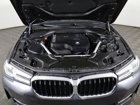 Used 2021 BMW 530i xDrive AWD/4WD image 19