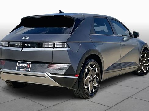 Used 2023 Hyundai Ioniq 5 SEL image 11