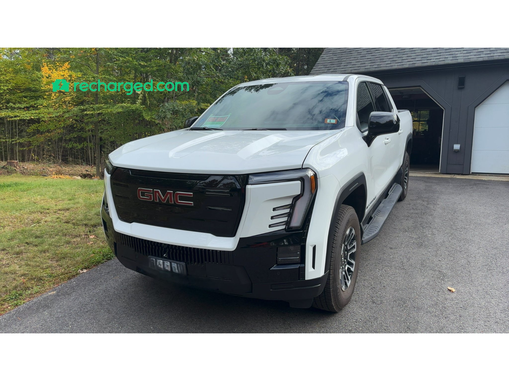 Used 2026 GMC Sierra EV Elevation AWD/4WD image 1