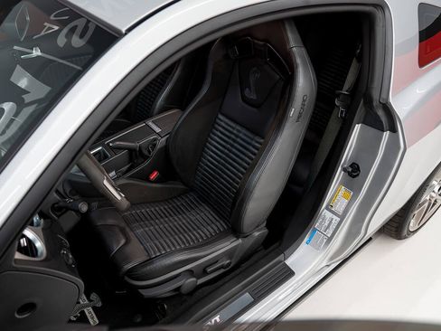 Used 2013 Ford Mustang Shelby GT500 RWD image 44