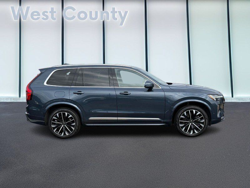 New 2026 Volvo XC90 T8 Plus w/ Protection Package Premier AWD/4WD image 2