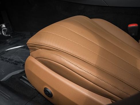 Certified 2024 Mercedes-Benz E 350 4MATIC Sedan image 36