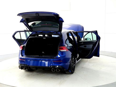 Used 2025 Volkswagen Golf R Black Edition image 11