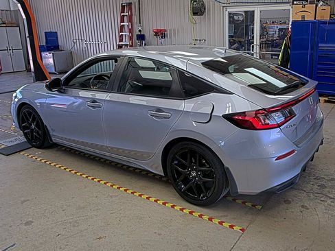 Used 2024 Honda Civic Sport image 6
