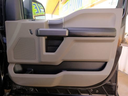 Used 2020 Ford F150 XLT w/ XTR Package image 14