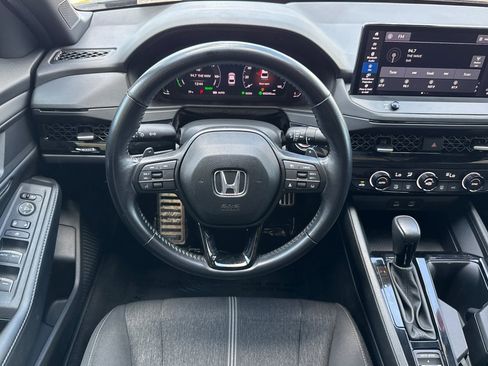 Used 2024 Honda Accord Sport image 15