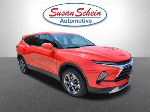 Used 2025 Chevrolet Blazer LT AWD/4WD image 21