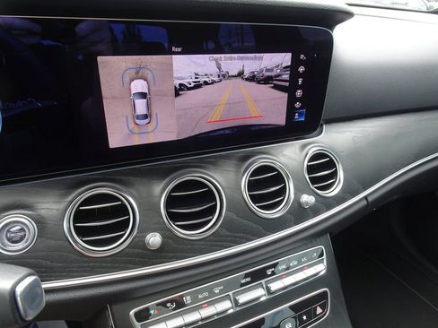 Used 2023 Mercedes-Benz E 450 4MATIC Sedan image 21
