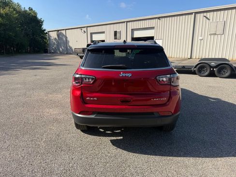 Used 2025 Jeep Compass Limited AWD/4WD image 6