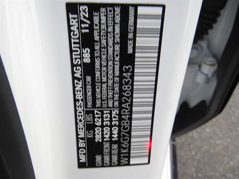 Used 2024 Mercedes-Benz S 580 4MATIC Sedan w/ AMG Line image 8