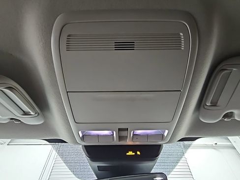 Used 2021 MAZDA CX-30 FWD 2.5 S w/ Preferred Package image 22