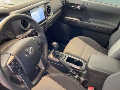 Certified 2023 Toyota Tacoma TRD Off-Road w/ Technology Package AWD/4WD image 20
