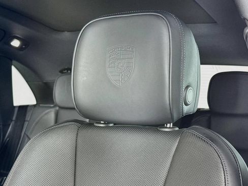 Used 2024 Porsche Macan S AWD/4WD image 25