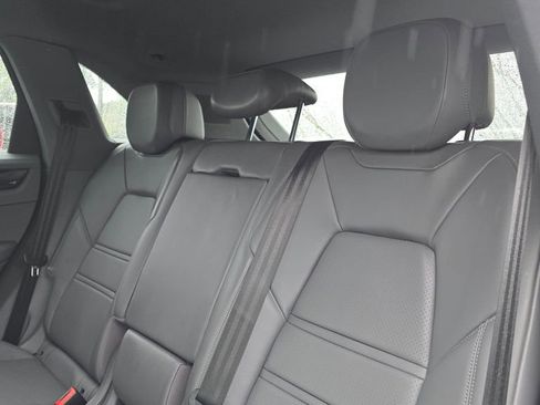 Used 2022 Porsche Cayenne E-Hybrid AWD/4WD image 17