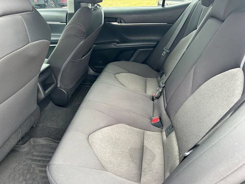 Used 2022 Toyota Camry LE FWD image 14