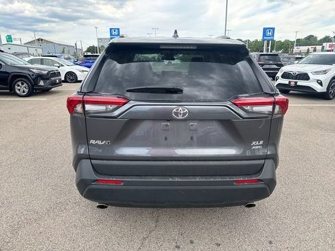 Used 2025 Toyota RAV4 XLE AWD/4WD image 6