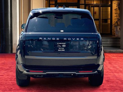 New 2025 Land Rover Range Rover SE image 5
