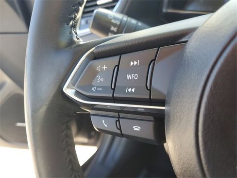 Used 2018 MAZDA MAZDA3 Grand Touring image 23
