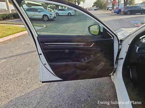 Used 2018 Honda Accord Sport image 10