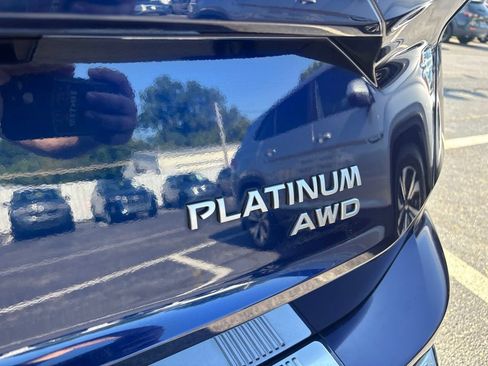 Used 2024 Nissan Rogue Platinum w/ Platinum Premium Package AWD/4WD image 13