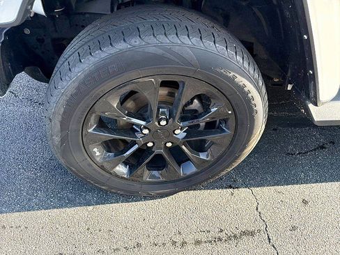 Used 2023 Jeep Gladiator Overland AWD/4WD image 23
