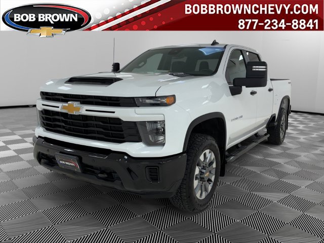 Used 2026 Chevrolet Silverado 2500 Custom w/ Custom Value Package AWD/4WD image 1