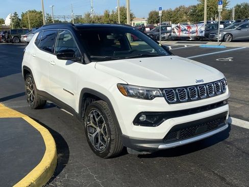 Used 2024 Jeep Compass Limited image 2