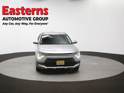Used 2025 Kia Niro LX FWD image 50
