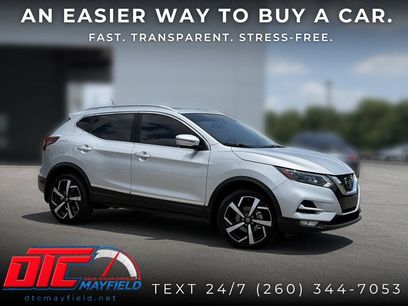 Used 2022 Nissan Rogue Sport SL w/ Premium Package