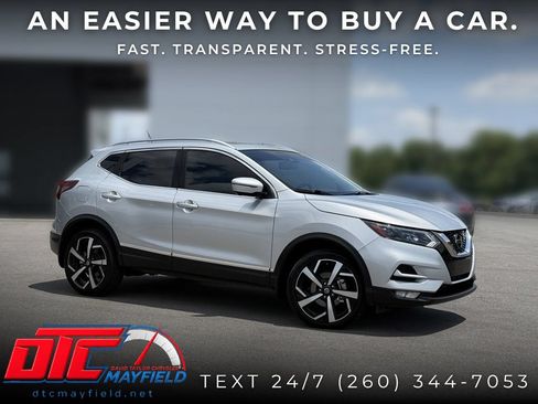 Used 2022 Nissan Rogue Sport SL w/ Premium Package FWD image 1