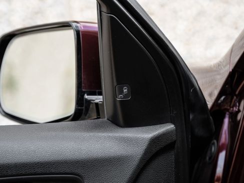 Used 2017 Acura MDX SH-AWD Sport Utility 4D image 39