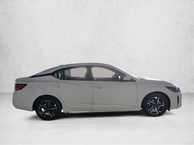 Used 2025 Nissan Sentra SV FWD image 4