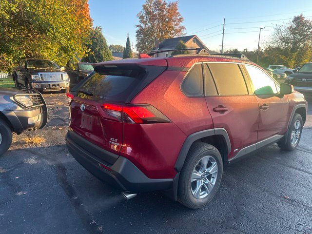 Used 2024 Toyota RAV4 XLE w/ Convenience Package AWD/4WD image 7