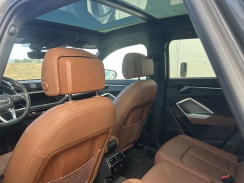 Used 2021 Audi Q3 2.0T Premium w/ Convenience Package image 8