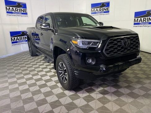 Used 2023 Toyota Tacoma TRD Sport w/ Black Out Package (TMS) image 1