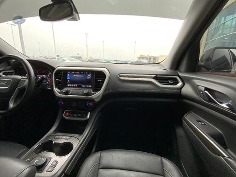 Used 2020 GMC Acadia SLT image 21