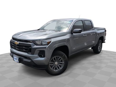 Certified 2024 Chevrolet Colorado LT w/ LT Convenience Package II AWD/4WD image 1