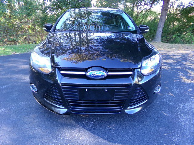 Used 2014 Ford Focus Titanium FWD image 3