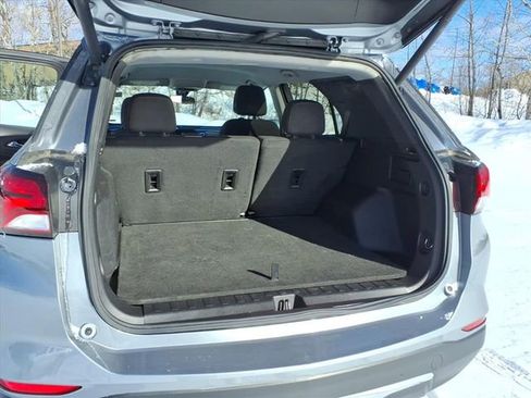 Used 2024 Chevrolet Equinox LT image 14