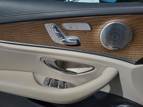Used 2022 Mercedes-Benz E 350 4MATIC Sedan image 15