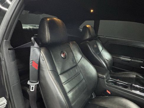 Used 2014 Dodge Challenger R/T RWD image 36