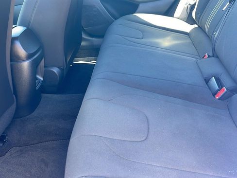 Used 2025 Hyundai Elantra Sport FWD image 19