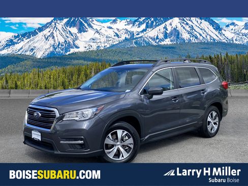 Certified 2022 Subaru Ascent Premium w/ Convenience Package AWD/4WD image 1
