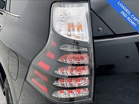 Used 2023 Lexus GX 460 Premium w/ Accessory Package image 42