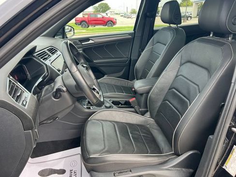 Used 2024 Volkswagen Tiguan SEL R-Line AWD/4WD image 36