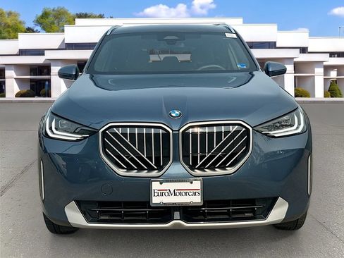 Used 2026 BMW X3 xDrive30i w/ Convenience Package AWD/4WD image 2