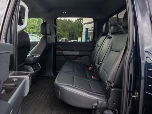 Used 2021 Ford F150 Lariat w/ FX4 Off-Road Package AWD/4WD image 8